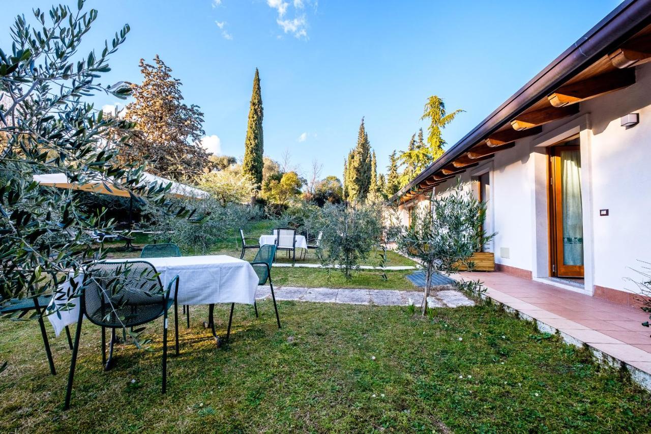 Agriturismo I Merli ซานตัมบรอโจ ดิ วัลโปลีเชลลา ภายนอก รูปภาพ