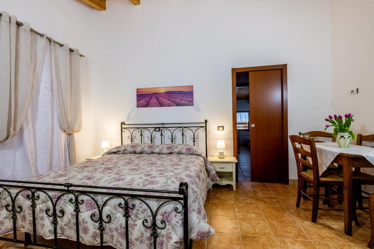 Agriturismo I Merli ซานตัมบรอโจ ดิ วัลโปลีเชลลา ภายนอก รูปภาพ