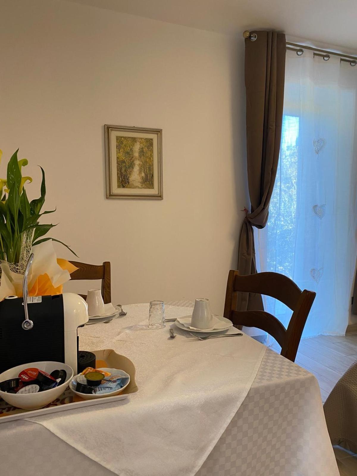 Agriturismo I Merli ซานตัมบรอโจ ดิ วัลโปลีเชลลา ภายนอก รูปภาพ
