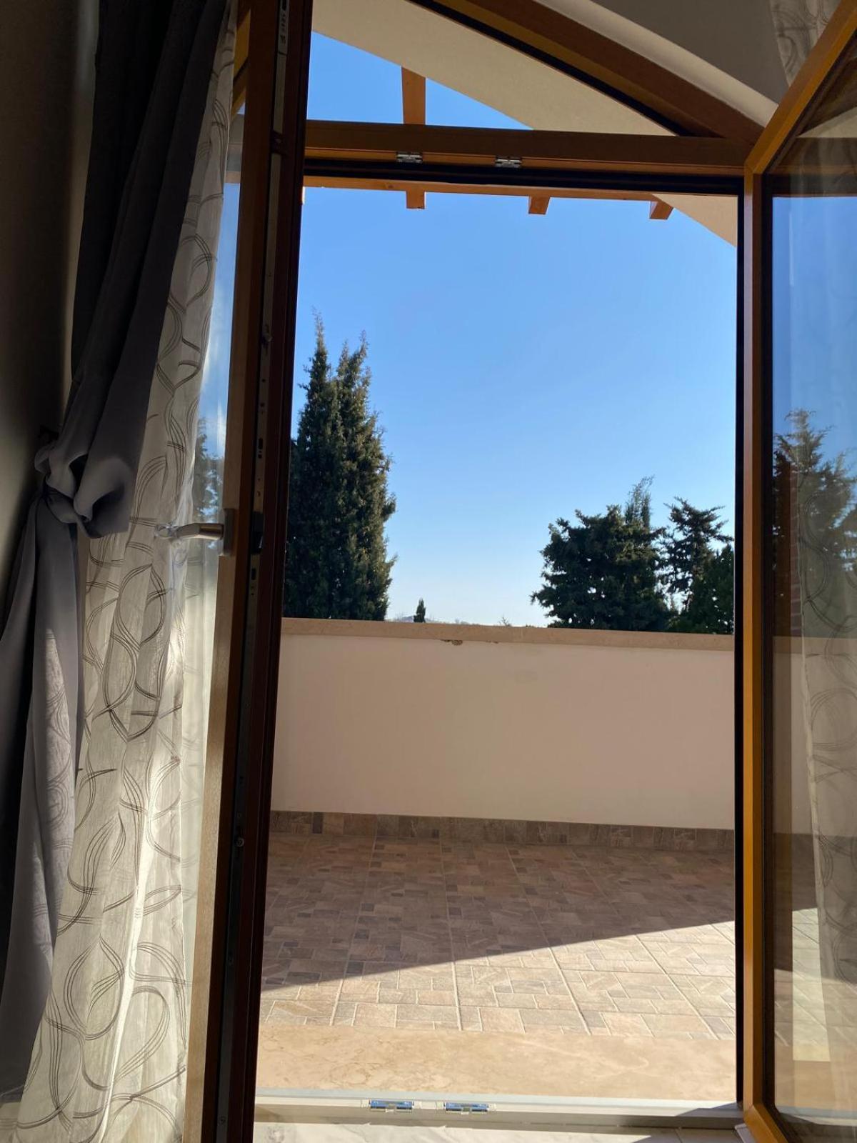 Agriturismo I Merli ซานตัมบรอโจ ดิ วัลโปลีเชลลา ภายนอก รูปภาพ