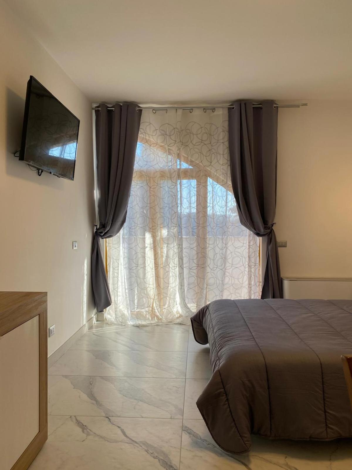 Agriturismo I Merli ซานตัมบรอโจ ดิ วัลโปลีเชลลา ภายนอก รูปภาพ